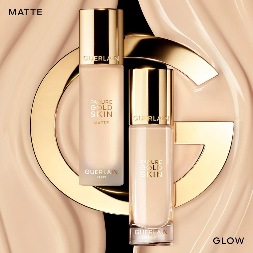 Parure Gold Skin Glow Fond De Teint Éclat Rajeunissant Trattamento & Tenuta 24 Ore N. 0n