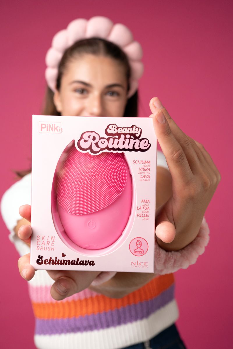 Nice Beauty Routineschiuma E Lava Skincare Brush