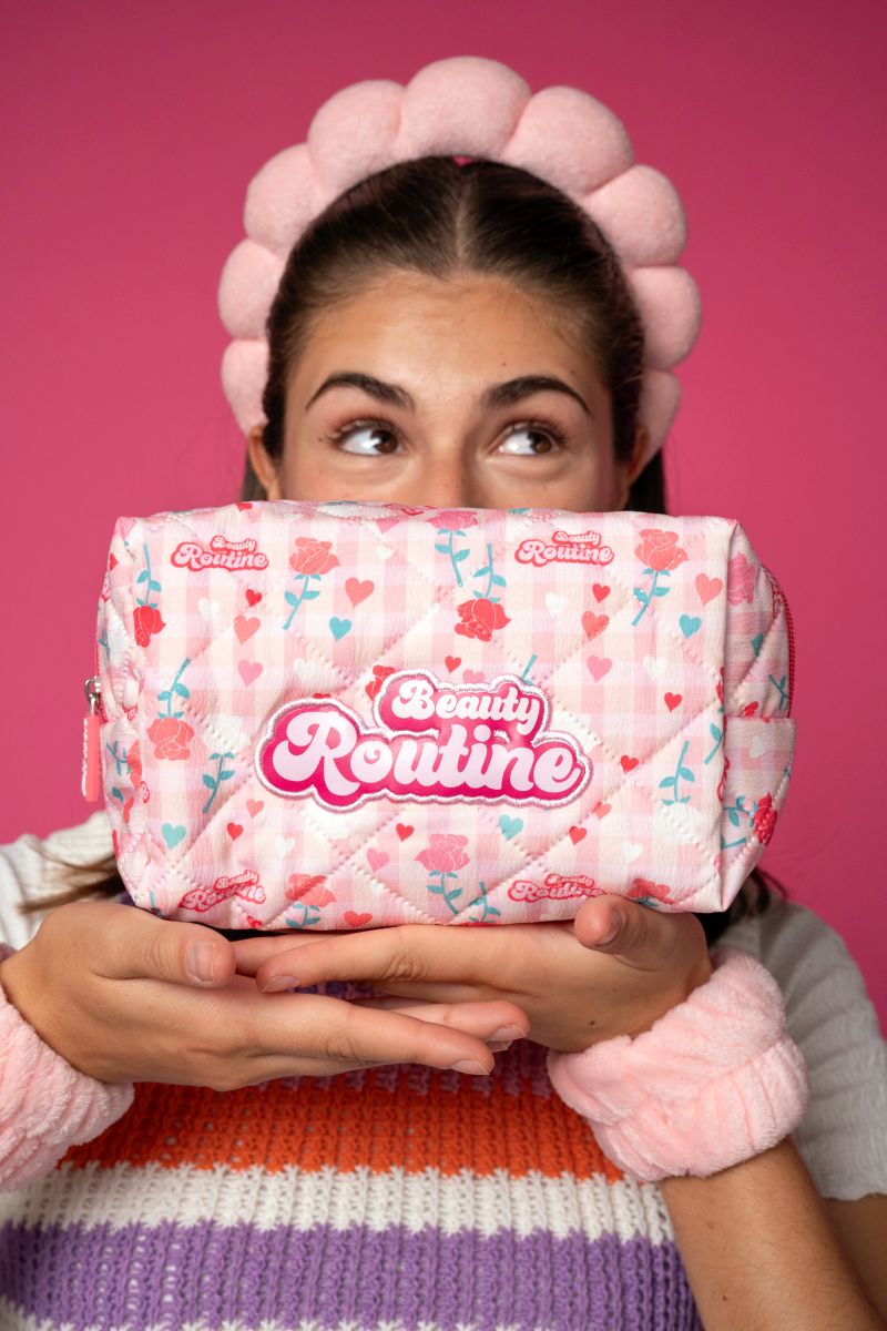 Nice  Beauty Routine Beauty Case