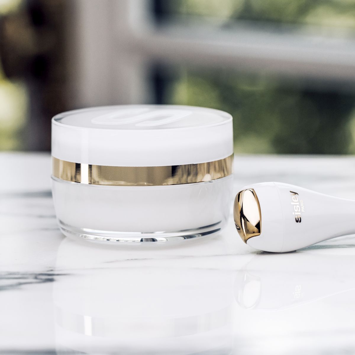 Sisleÿa L'intégral Anti-âge Crème Contour Des Yeux Et Des Lèvres 15 Ml