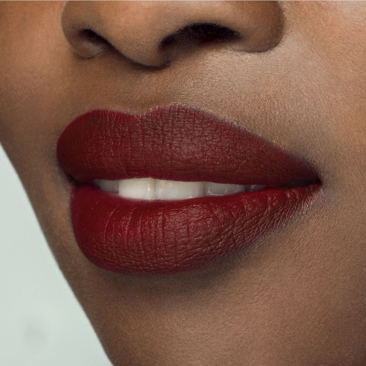 Phyto-lip Twist Mat NÂ°22 Burgundy 2,5 G