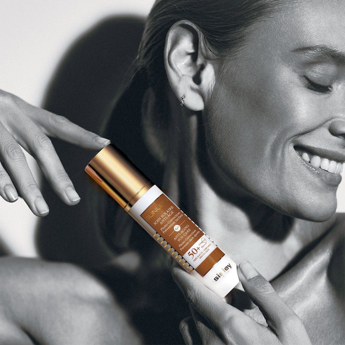 Soin Solaire Anti-âge Spf50+