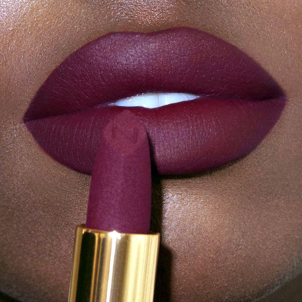 Nabla Makeup Matte Pleasure Lipstick Berry Call