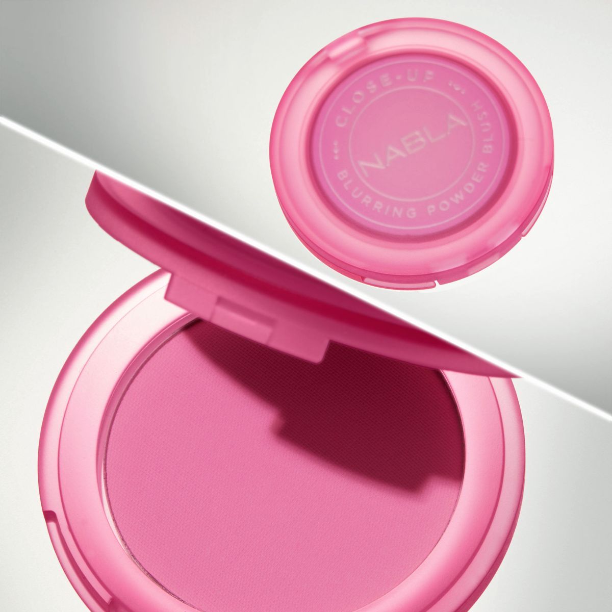 Nabla Makeup Close-up Blurring Powder Blush Petite