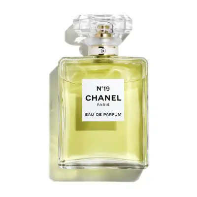 N°19 Eau De Parfum Vaporizzatore 50ml