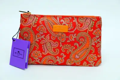 Etr Pochette Media 1569 24 56