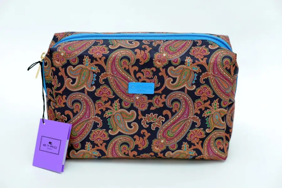 Etr Trousse 389 24 52